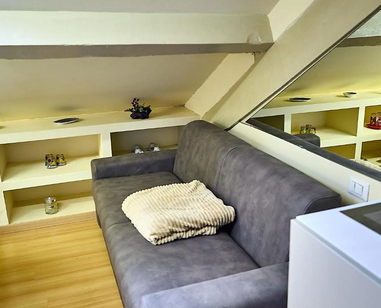 Brera - Tiny Studio Milan 0*,  Italy